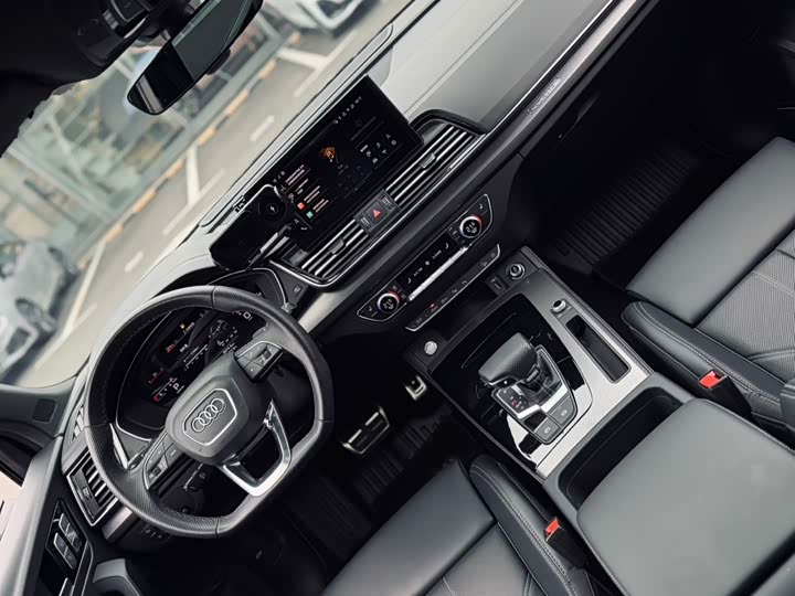 Audi Q5L 2024 45 TFSI — фото 16