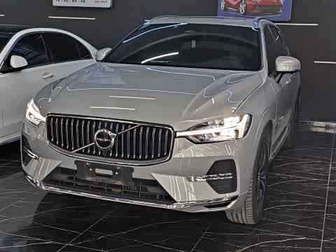 Volvo XC60 2023 B 5 4 WD — фото 11