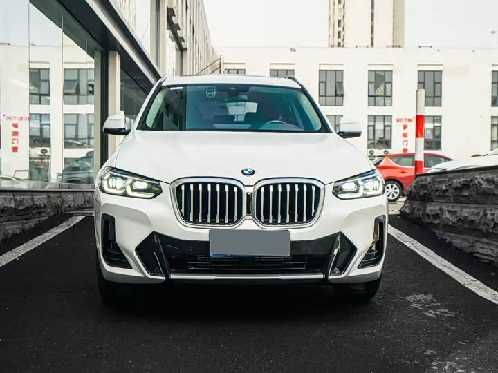 BMW X3 2023 x Drive 25i M — фото 2