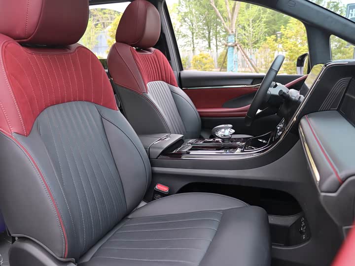 Trumpchi M8 2023 400 T — фото 20
