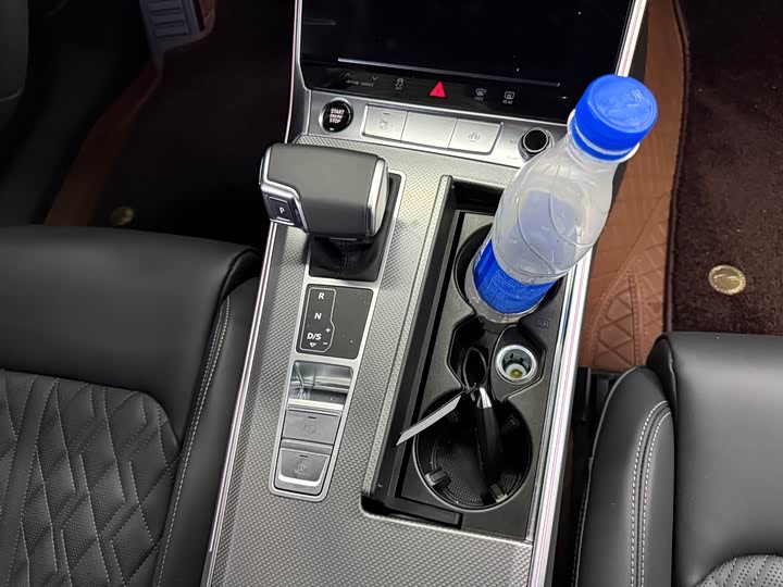 Audi A6L 45 TFSI избранная динамик — фото 10