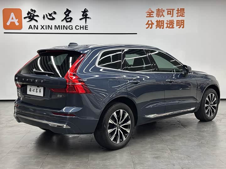 Volvo XC60 2024 B 5 4 WD — фото 3