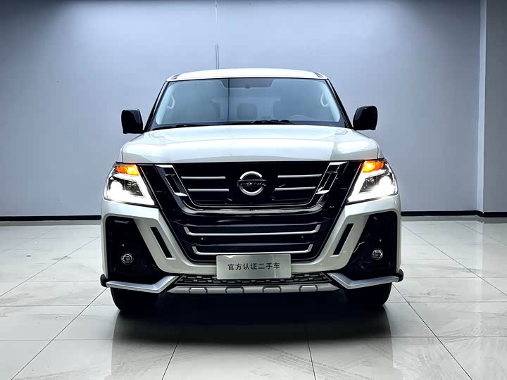 Nissan Patrol — фото 2