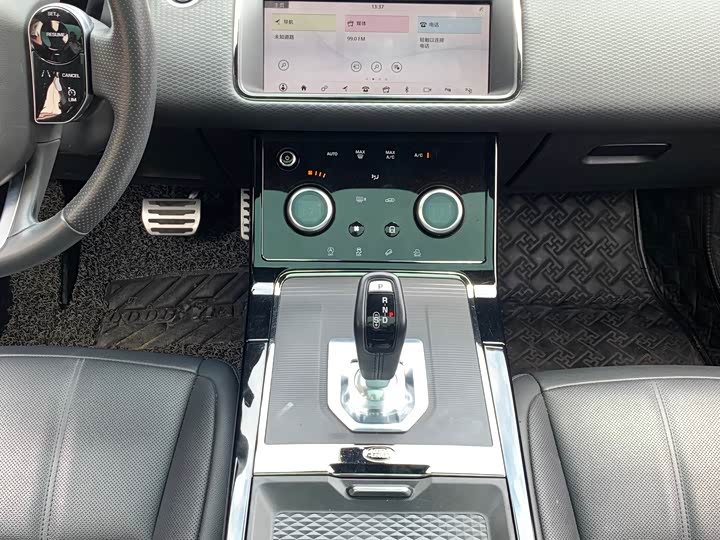 Land Rover Range Rover Evoque — фото 10