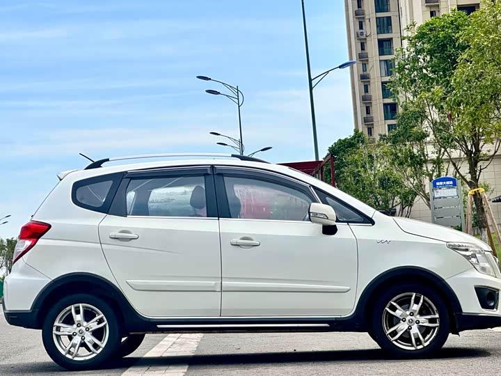 Changan CX20 2014 1.4 L MT IV — фото 10