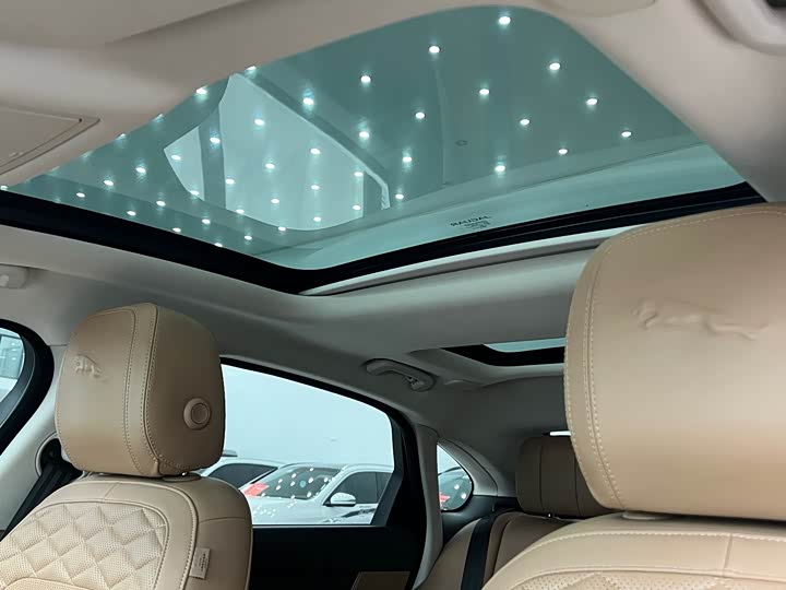 Jaguar XFL 2023 XFL 2.0 T P 250 2 WD — фото 12