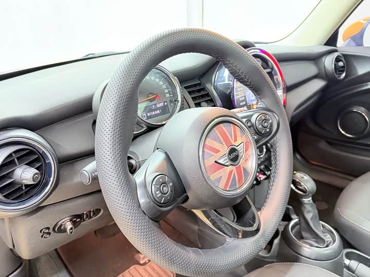 MINI Hatch — фото 15