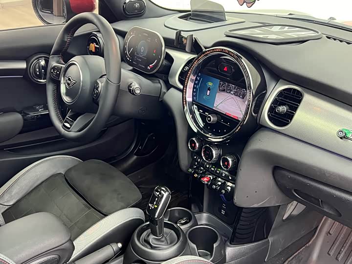 MINI Hatch — фото 19