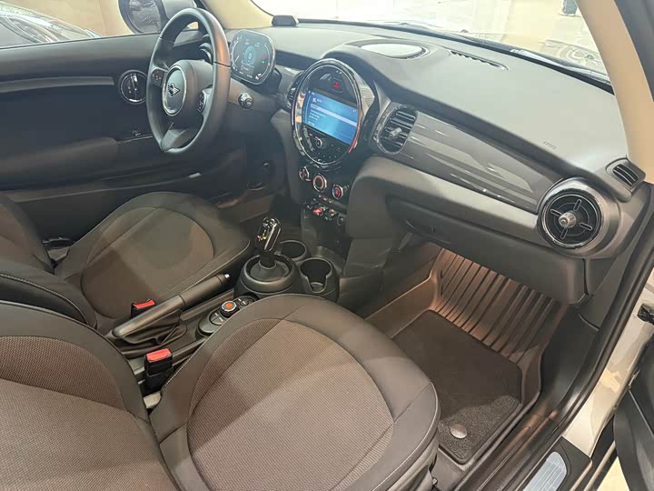 MINI Hatch — фото 11