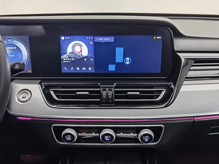 Hongqi HS5 2023 2.0 T Pro — фото 12