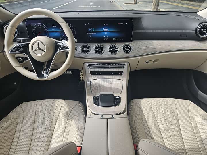 Mercedes-Benz CLS 2023 CLS 300 — фото 7