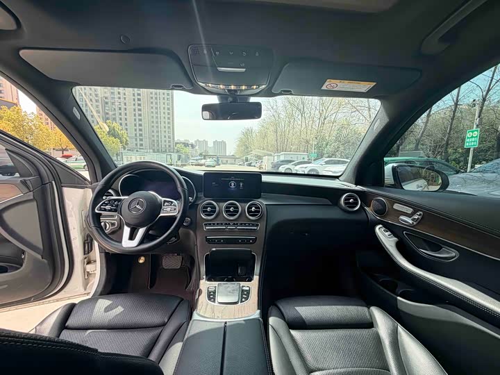 Mercedes-Benz GLC 2021 GLC 260 L 4 MATIC Luxury — фото 9