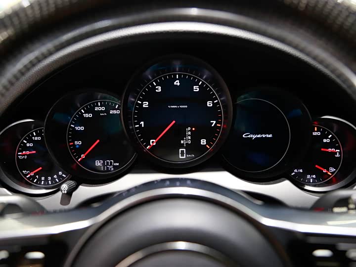 Porsche Cayenne 2015 Cayenne 3.0 T — фото 6