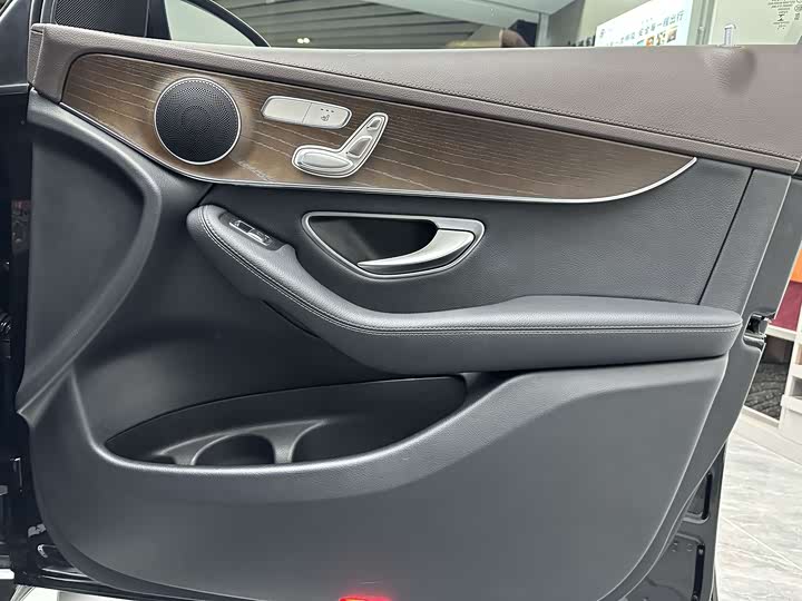 Mercedes-Benz GLC 2022 GLC 300 L 4 MATIC — фото 25