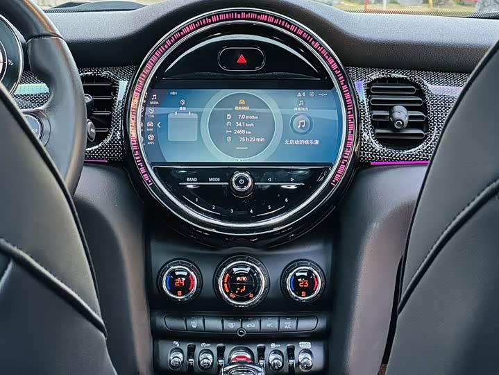 MINI Hatch — фото 15