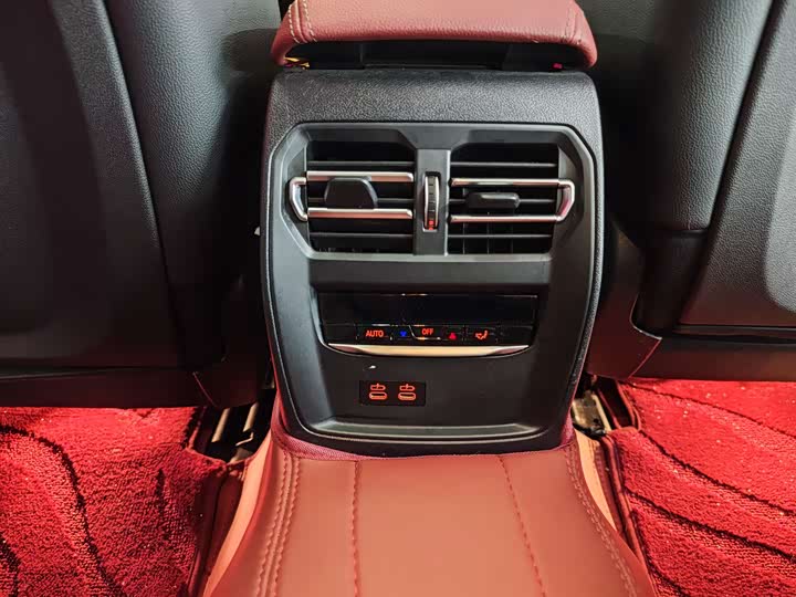 BMW i3 2022 e Drive 35 L — фото 13