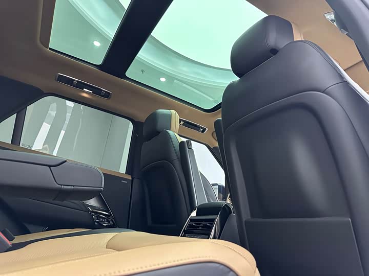 Land Rover Range Rover Sport — фото 15