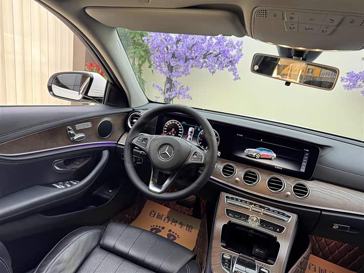 Mercedes-Benz E-Class 2018 E 200 L — фото 15
