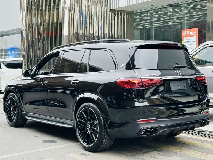 Mercedes-Benz GLS 2024 AMG GLS 63 4 MATIC+ — фото 4