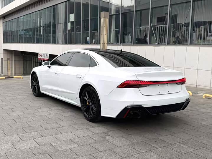 Audi A7L 2022 45 TFSI S-line — фото 10