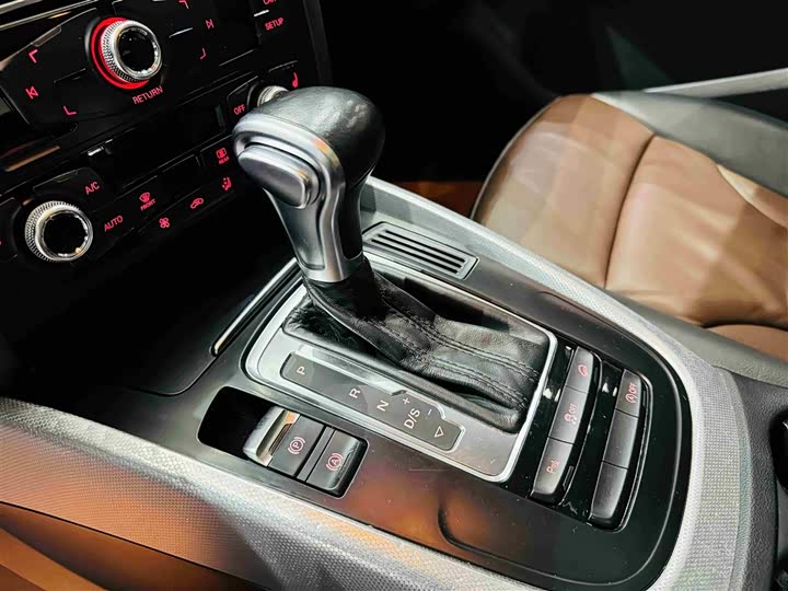 Audi Q5 2016 40 TFSI — фото 17