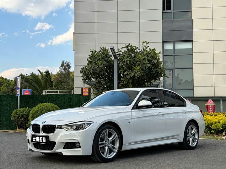 BMW 3-Series 2018 320i M