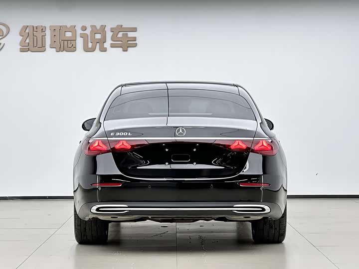 Mercedes-Benz E-Class 2024 E 300 L — фото 8
