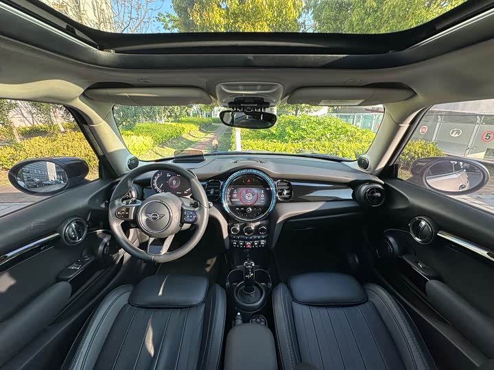 MINI Hatch — фото 14