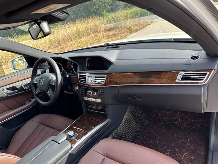 Mercedes-Benz E-Class E 320 L 4MATIC — фото 15
