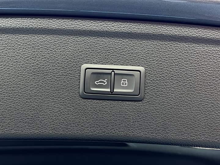 Audi Q5L 2020 45 TFSI — фото 24