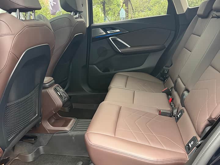 BMW X1 xDrive25Li M спортпакет — фото 5