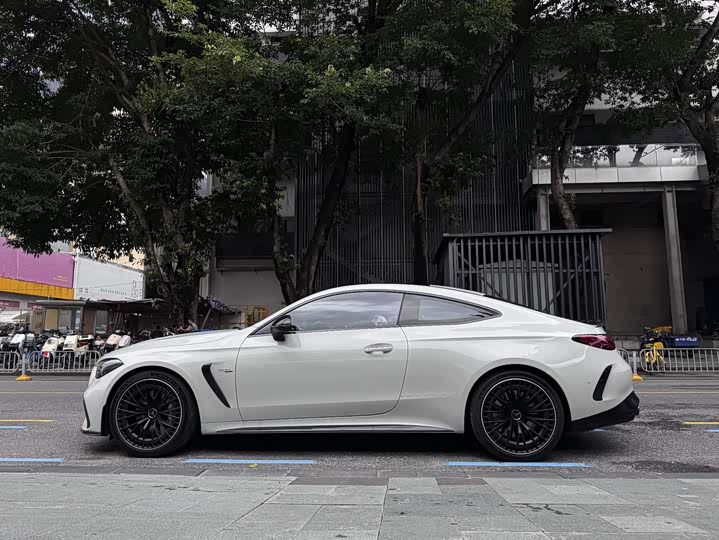 Mercedes-Benz CLE AMG 2025 AMG CLE 53 4 MATIC+ — фото 3