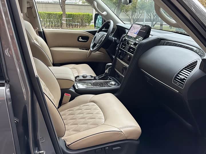 Nissan Patrol — фото 14