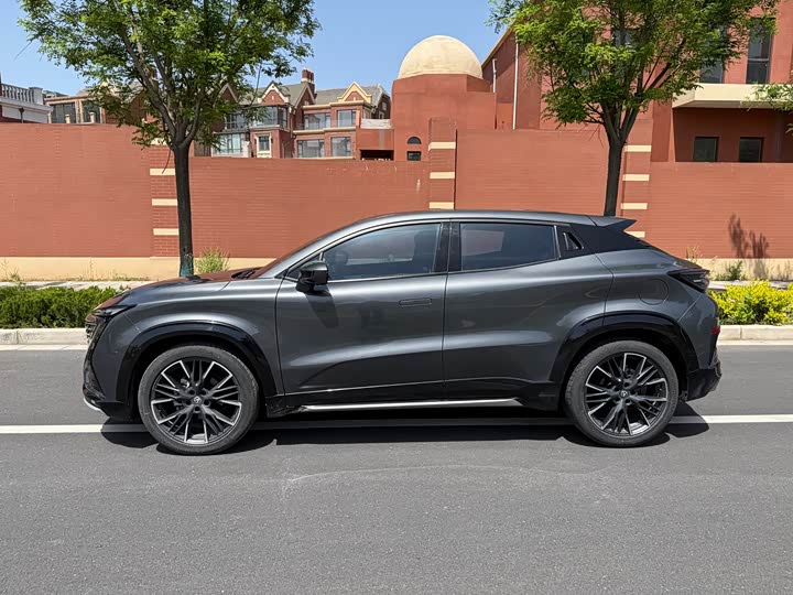 Changan UNI-T 2023 1.5 T Premium — фото 10