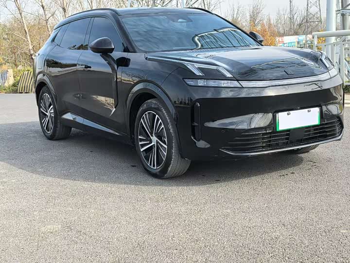 Lynk & Co 08 2025 245km Pro — фото 3