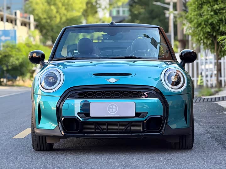 MINI Cabrio — фото 2