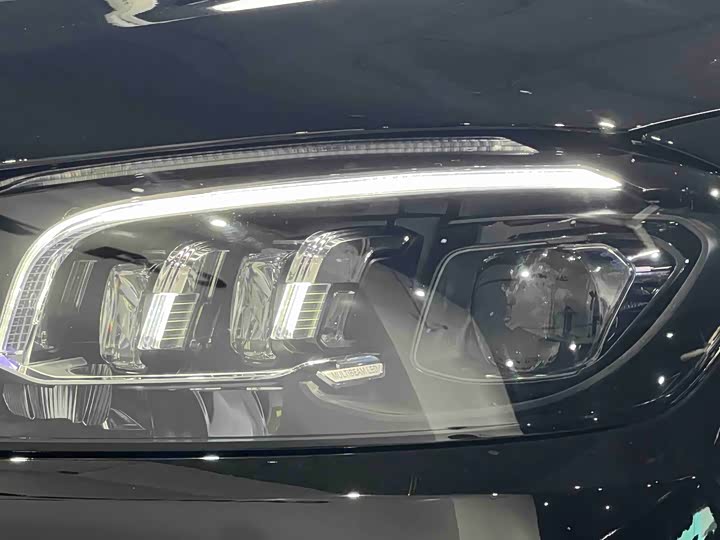 Maybach GLS 2022 GLS 600 4 MATIC — фото 8