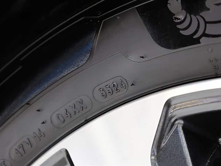 Subaru Outback — фото 14