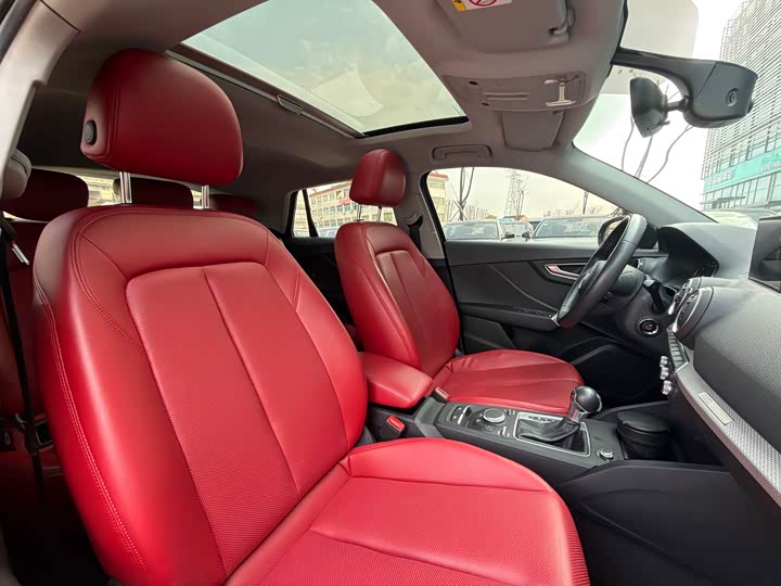 Audi Q2L 2021 35 TFSI — фото 14