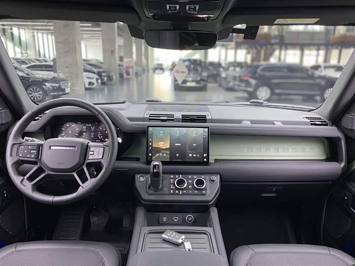 Land Rover Defender — фото 14