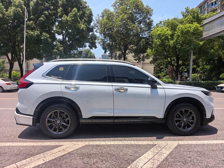 Honda CR-V 2023 2.0 L e:HEV 2 WD — фото 8