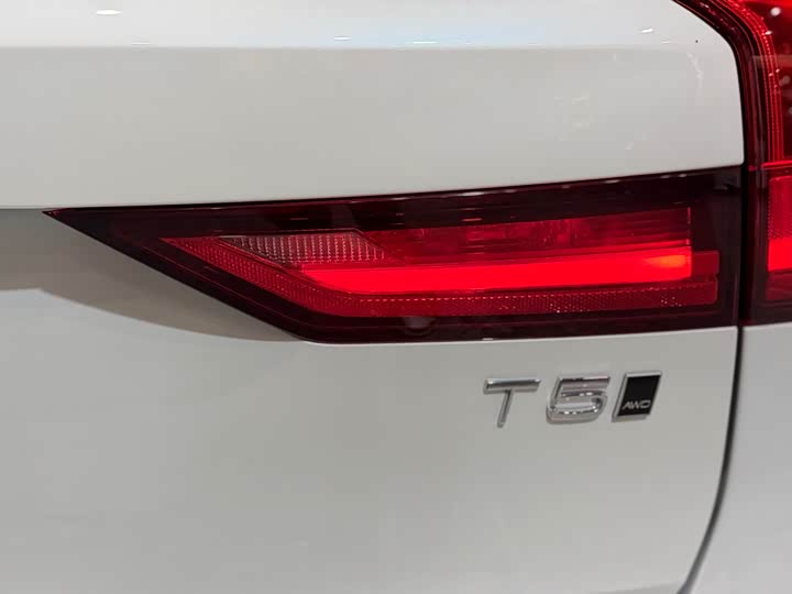 Volvo V90 2017 Cross Country T 5 AWD — фото 17