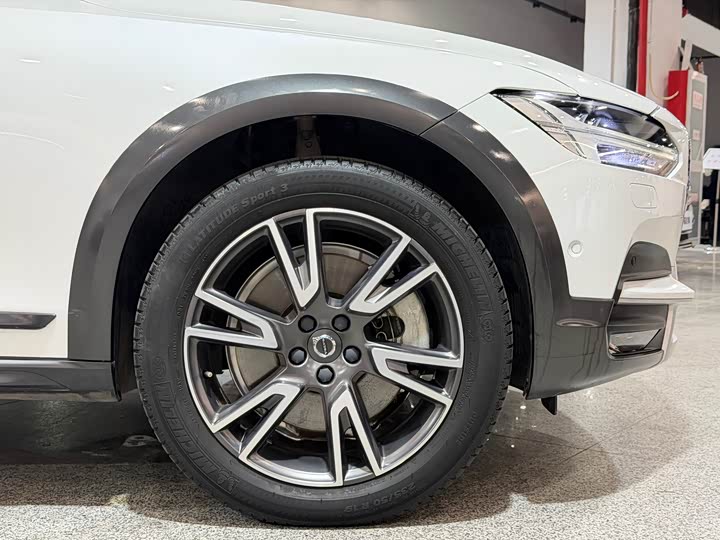 Volvo V90 2017 Cross Country T 5 AWD — фото 31