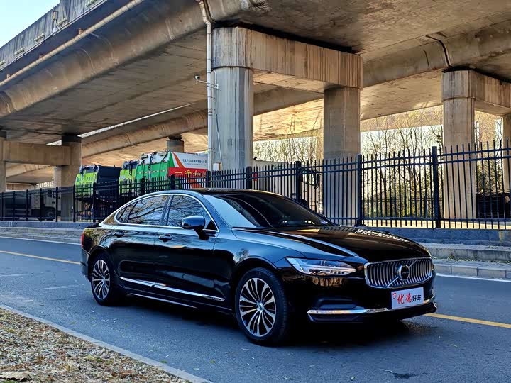 Volvo S90 2023 B 5 — фото 19