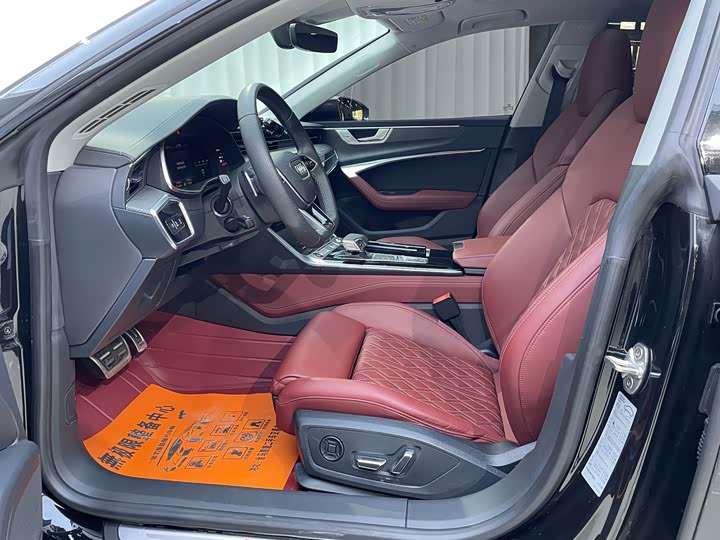 Audi S7 2023 2.9 TFSI quattro — фото 4