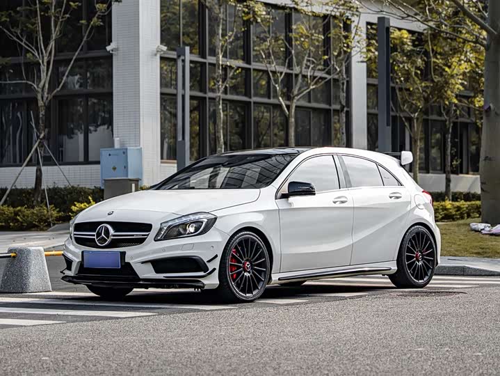Mercedes-Benz A-Class AMG 2014 AMG A 45 4 MATIC — фото 1