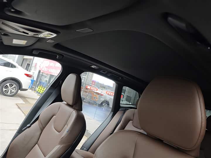 Volvo XC60 2021 T 5 4 WD — фото 13