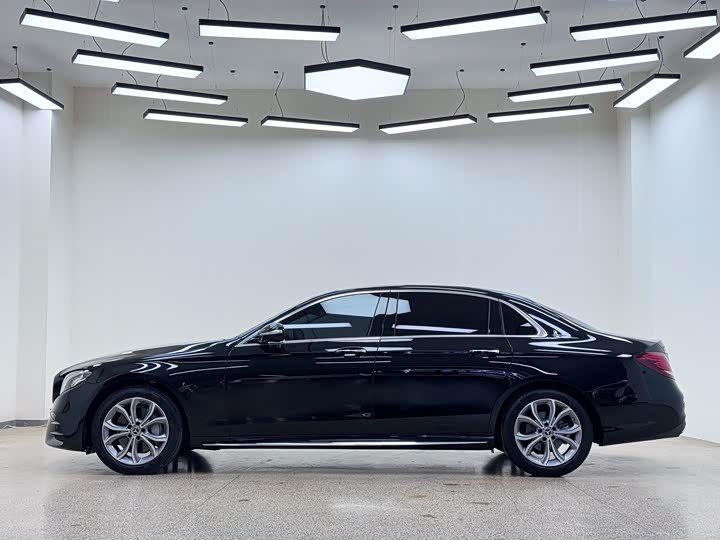 Mercedes-Benz E-Class 2020 E 300 L Luxury — фото 3