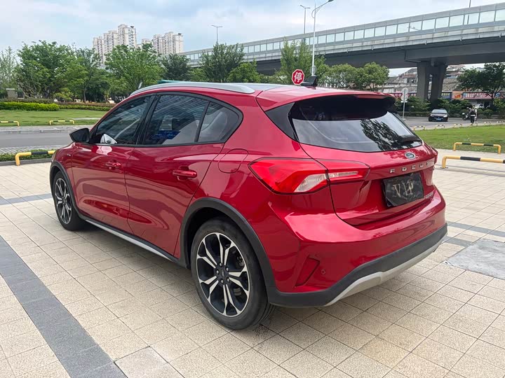 Ford Active 2020 Eco Boost 180 AT — фото 18