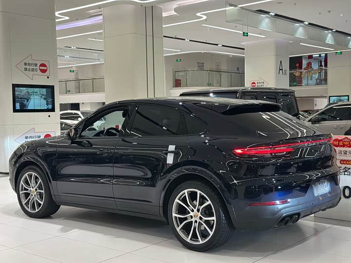 Porsche Cayenne 2019 Cayenne Coupé 3.0 T — фото 5